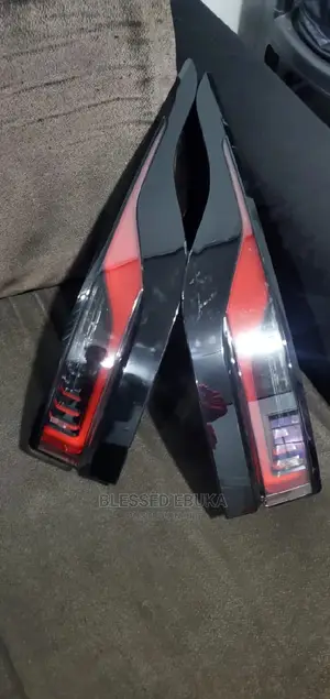 Set of Tail Lights Range Rover Velar