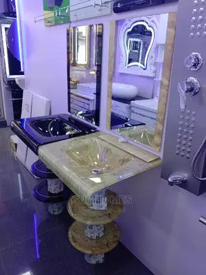 Glass Basin /Dinning Basin