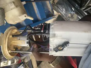 Ford F-150 Fuel Pump V6 2010 2011 2012 2013