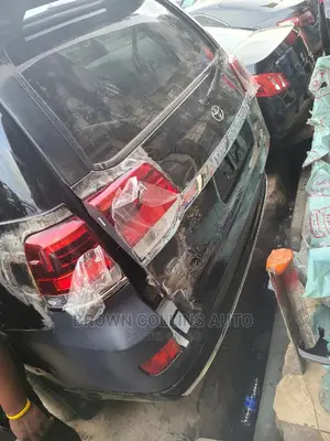 Toyota Sequoia Upgrade to Landcruiser 2020
