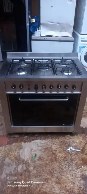 Kenwood Heavy-Duty Cooker