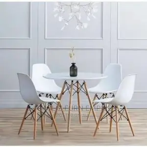 New Modern Restaurant/Dining Table With 4chairs High Quality