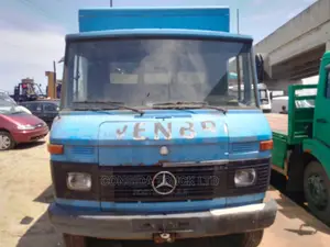 Mercedes Benz Actros 1993 Blue
