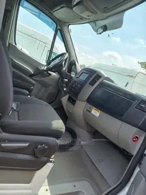 Mercedes-Benz Sprinter 2017 White
