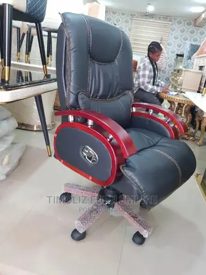 Executive Office Reclining Chair/High Quality With Warranty.