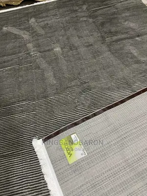 8*11 Voxx Center Rug