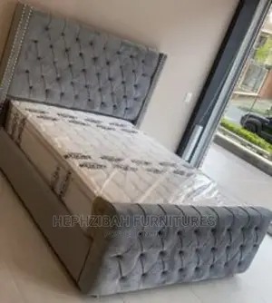 Kings Size Upholstered Bedframe