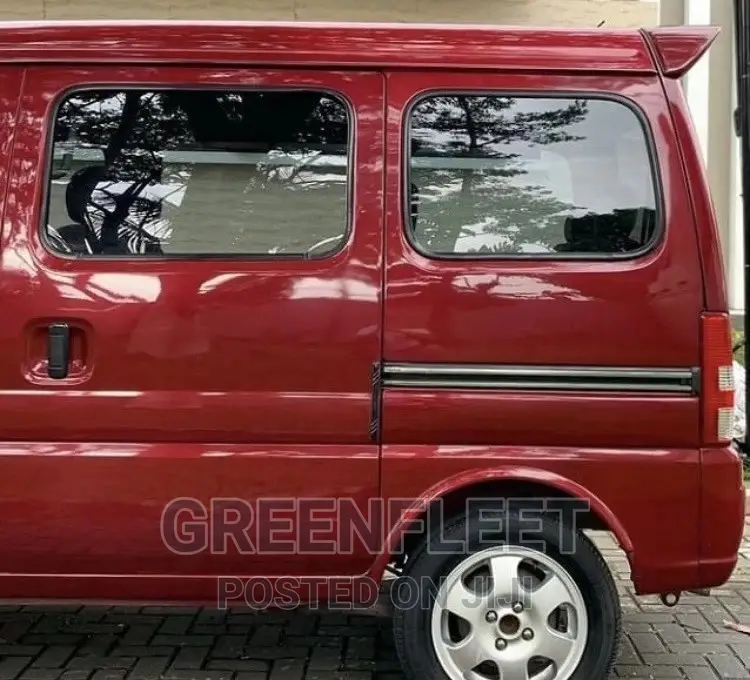 Suzuki Every 2008 Red
