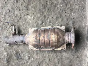 Centre Catalyst Lexus Rx300