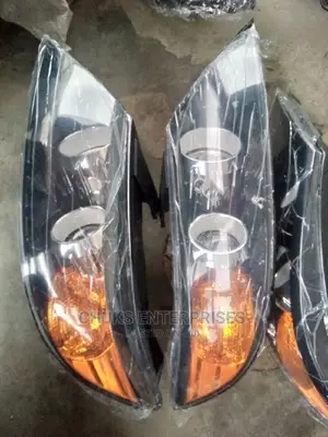 Kia Sorento 2012 Headlamp Brand New