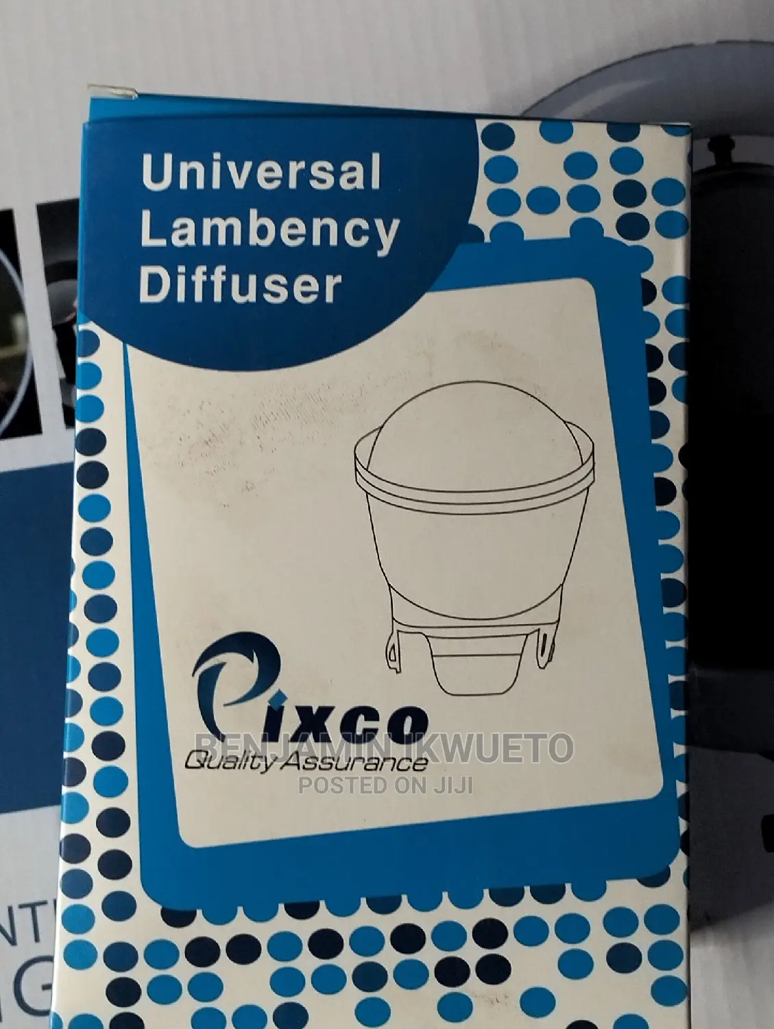 Universal Diffuser for Flash