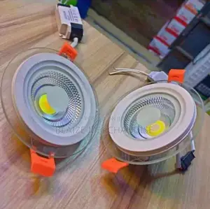 Glass Resses Spot Light