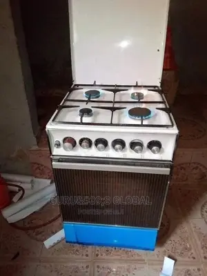4 Set Burner Gas Cooker With Oven