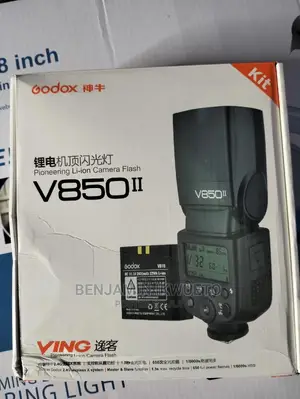 V850ii Godox Flash, Comes With Inbuilt Battery.