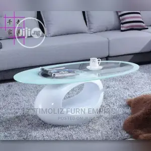 Modern Center Table With Tempered Glass Top/Superior -white