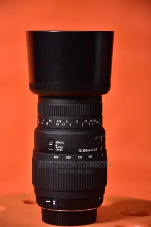 Nikon Zoom Lens 70-300mm Uk Used