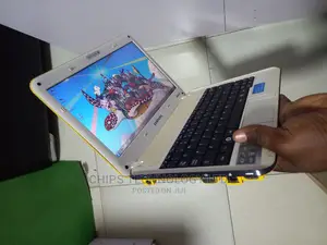 Laptop Samsung 4GB Intel Core 2 Duo HDD 250GB