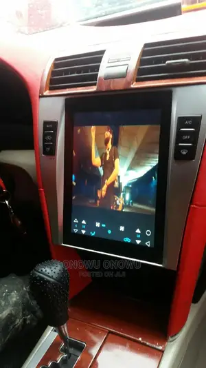 Android Tape for Camry 2.7 Full Screen and Reverse Camera