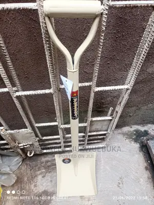 Big Hand Shovel