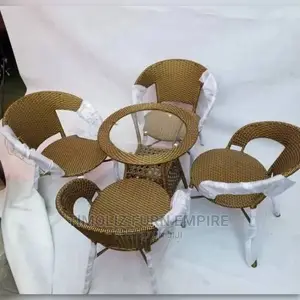 Rattan Outdoor With 4 Rattan Chairs-Gold.