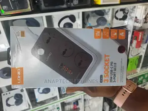 3 Socket / 3 Ways Power Socket and 4usb Port