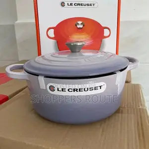 Le Creuset Signature Enamelled Cast Iron Dutch Oven 24cm