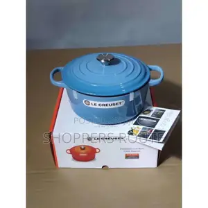 Le Creuset Signature Enamelled Cast Iron Dutch Oven 24cm