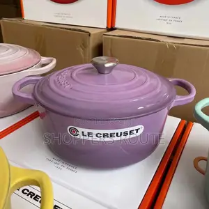 Le Creuset Signature Enamelled Cast Iron Dutch Oven 24cm