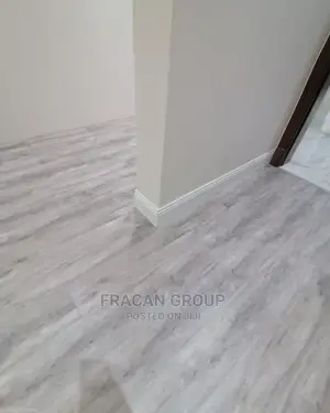 Vinyl PVC Wood-Like Floor. Water Resistant Quality.