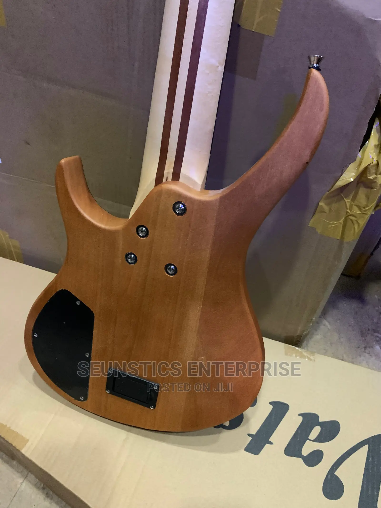 Quality Watson Five String Active Bass Guitar