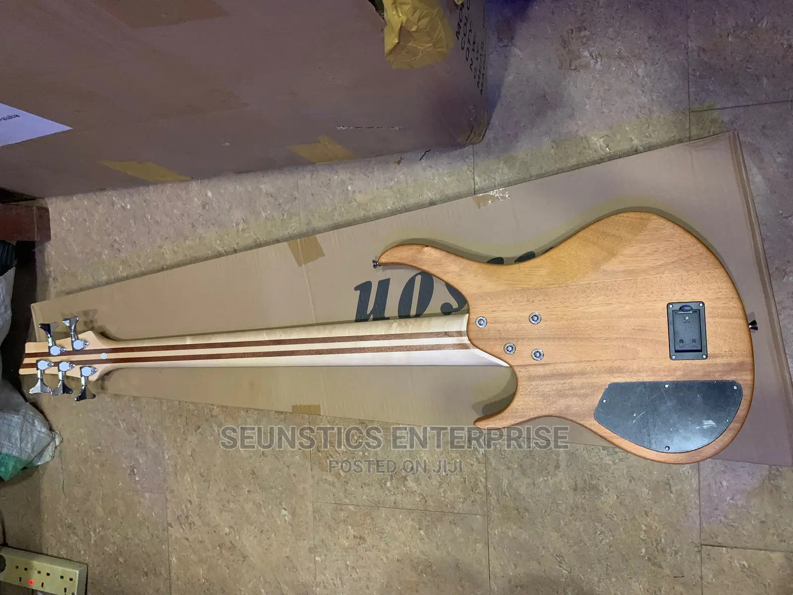 Quality Watson Five String Active Bass Guitar