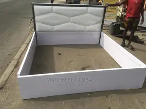 High Quality Bed