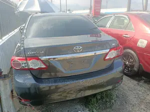 Toyota Corolla 2013 Gray