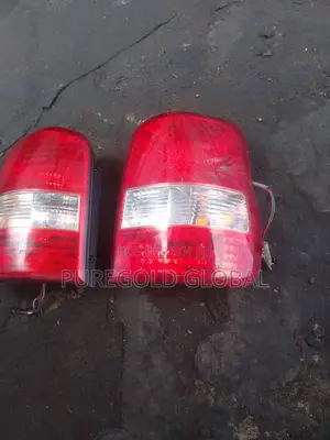Kia Sedona 2005 Model Rear Light