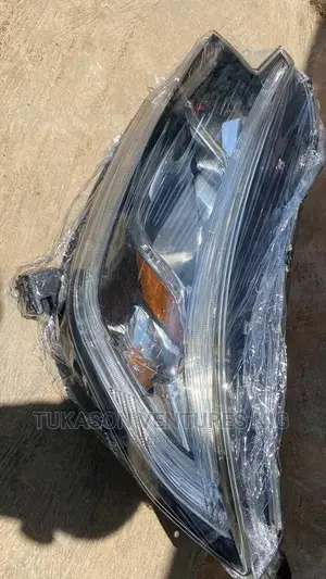 Headlight 2016 Honda CR-V