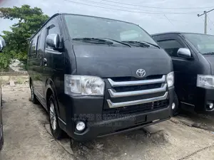 Toyota HiAce 2011 Black