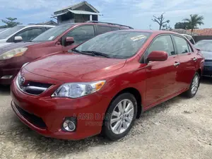 Toyota Corolla 2011 Red