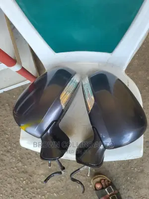 Toyota Avensis 2008/2013 Side Mirrors