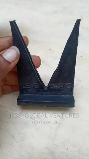 Lens Holder