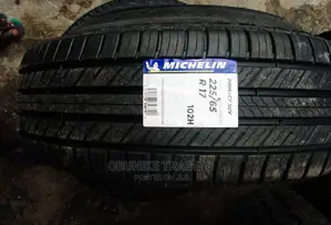 225/65r17 Michelin Tyre