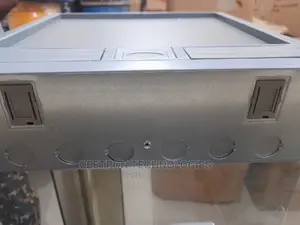 Zink Floor Box