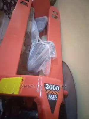Pallet Truck 3000kg