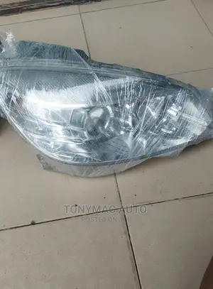 Mercedes-benz C300 2008,2010,2011 Headlights