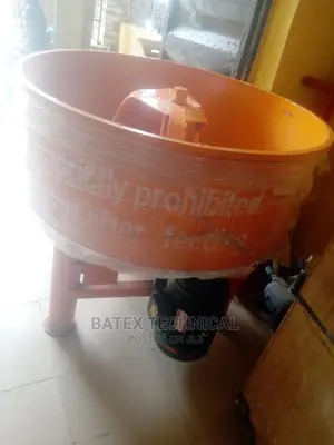 Concrete Bucke Machine