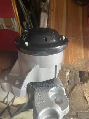 Ford Explorer Engine Seat or Engine Mount 2011 2012 2013