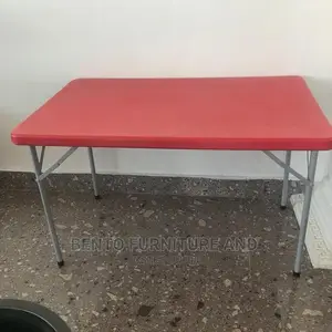 Plastic Folding Table