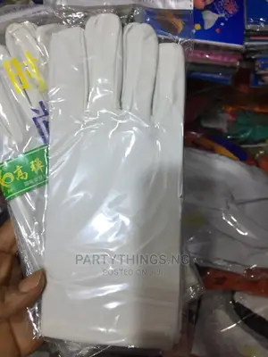 Kids White Hand Gloves