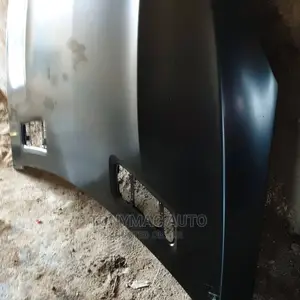 Mercedes Benz Bonnet