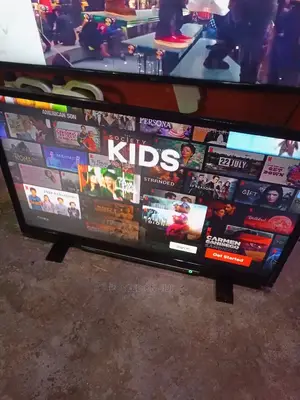 UK USED 32 Inches Toshiba Smart TV