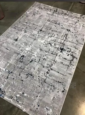 Modern Designed Soft Floor Center Rug.
